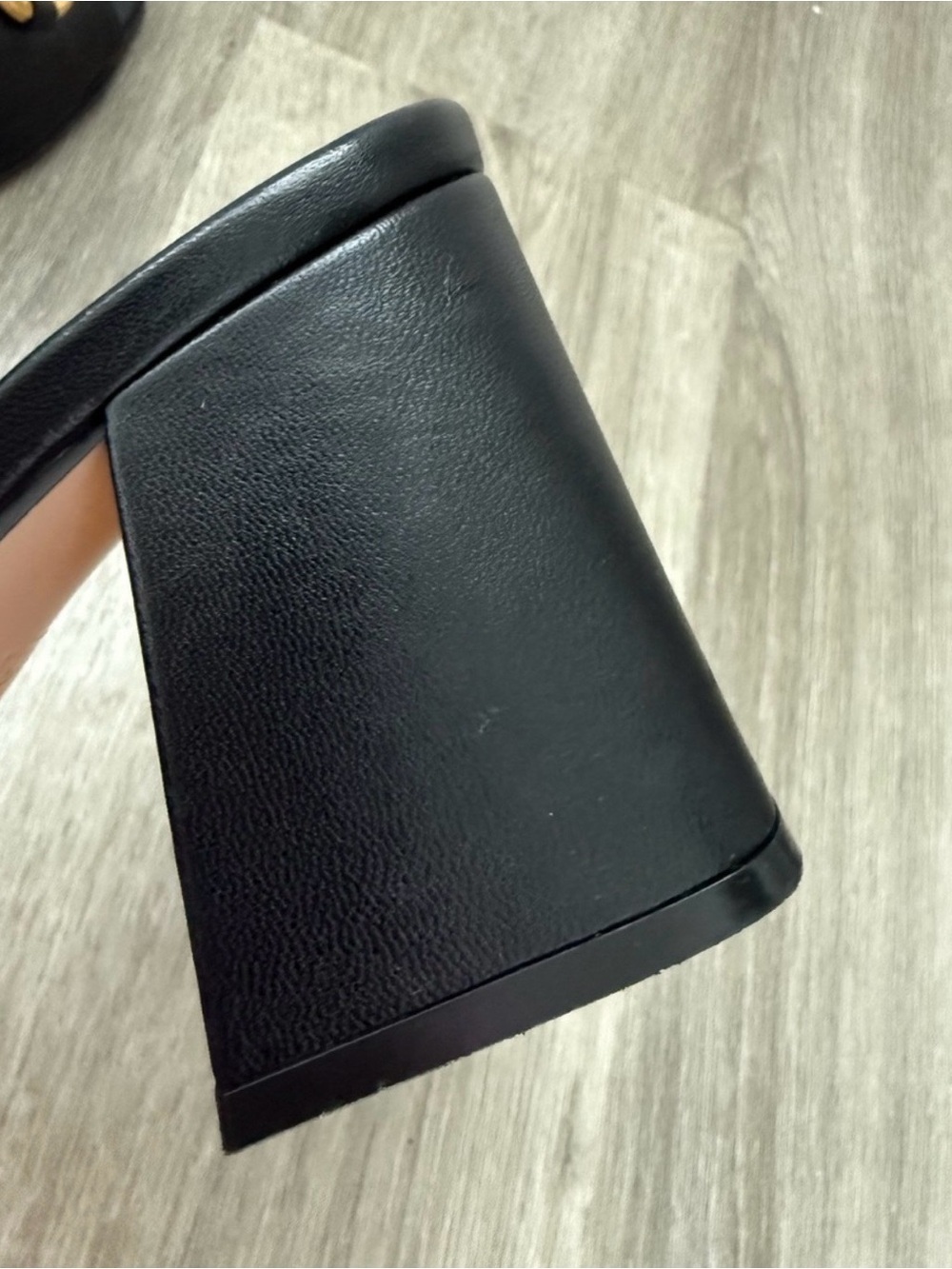 Gucci Black Leather Heel Sandal with Gold Horsebit - Picture 7 of 9